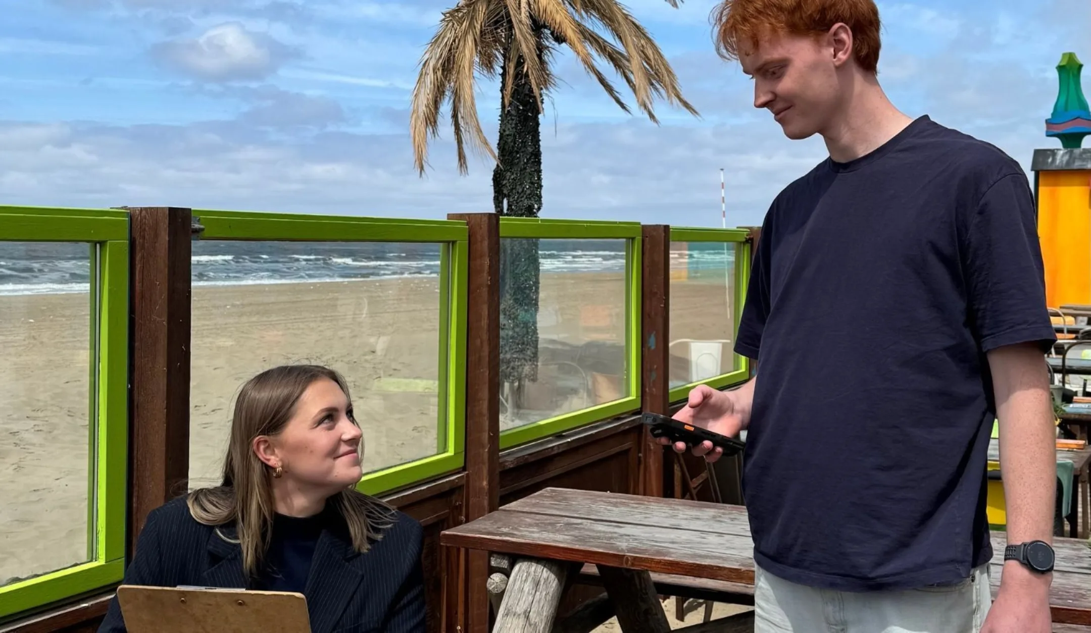 Hoe verbeter je de gasttevredenheid met technologie in de horeca